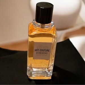 GIVENCHY HOT COUTURE Eau De Parfum Spray 3.3 fl. Oz.